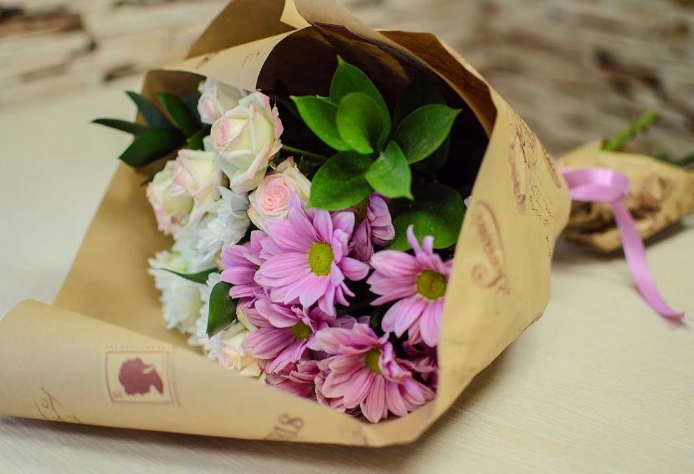 Букет цветов из: Розы и Хризантемы в Черемшан