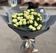 Букет Белые кустовые розы Солинеро в Черемшан