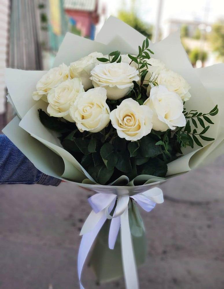 Букет Белые розы Проуд в Черемшан