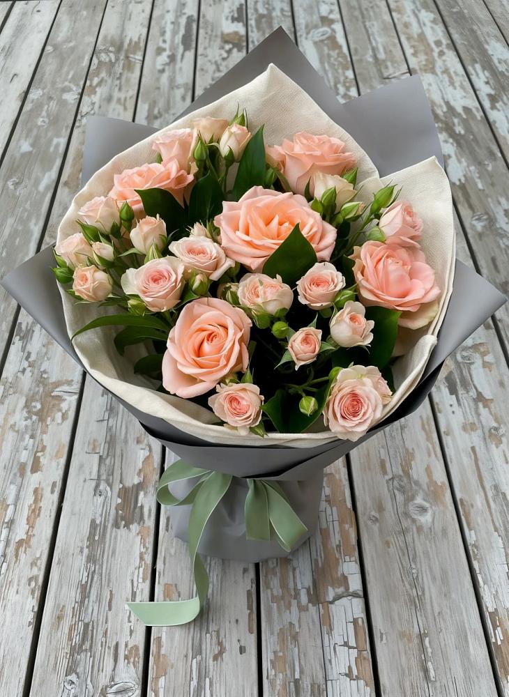 Букет цветов из: Розы в Черемшан