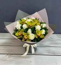 Букет цветов из:  Орхидеи и Розы в Черемшан