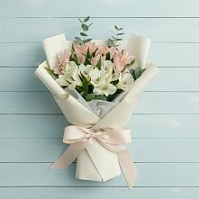 Букет цветов из:  Альстромерии в Черемшан