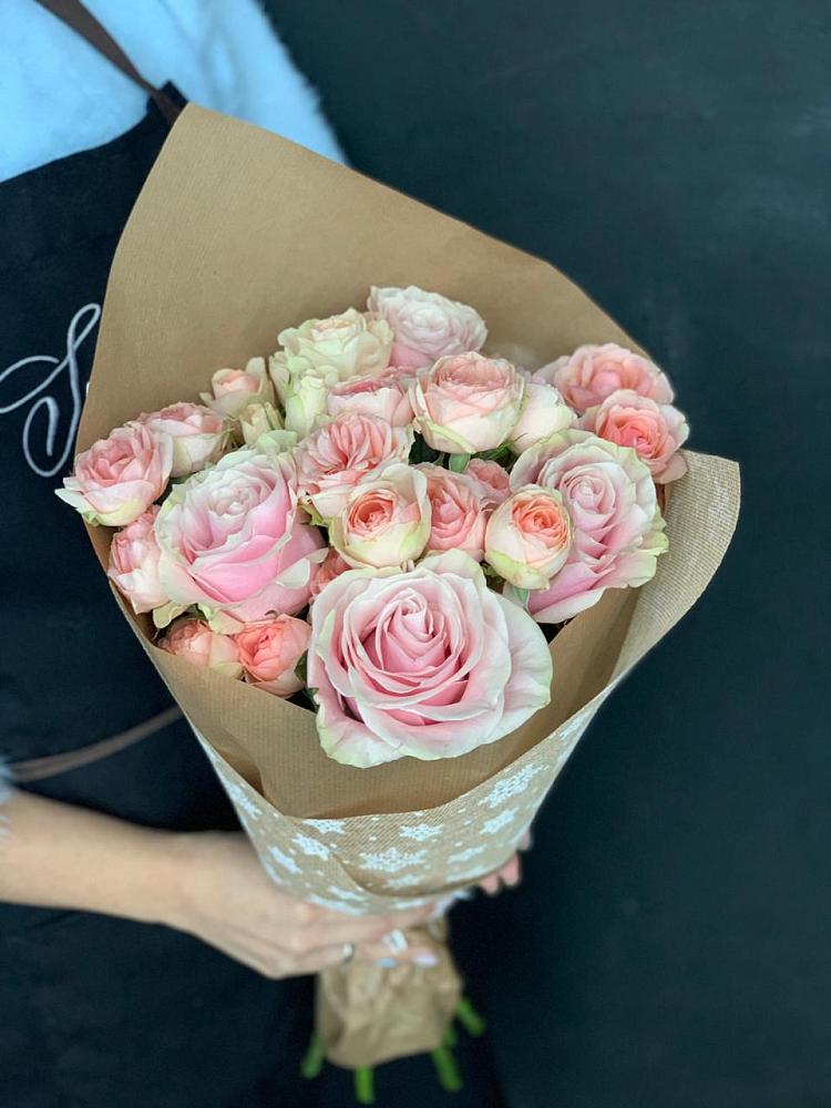 Букет цветов из: Хризантемы и Розы в Черемшан