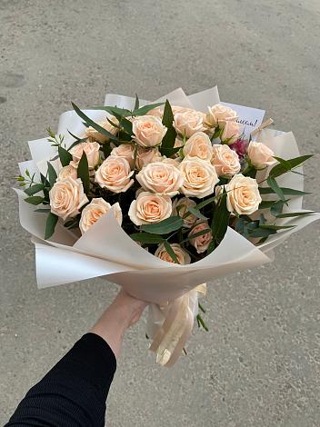 Букет Кремовые розы Латте в Черемшан
