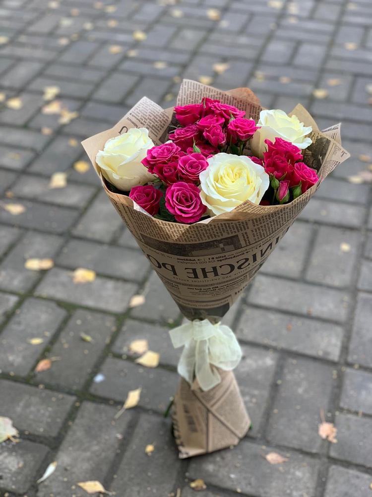 Букет цветов из: Розы в Черемшан