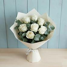 Букет Белые розы в Эвкалипте в Черемшан