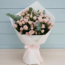 Букет цветов из:  Розы в Черемшан