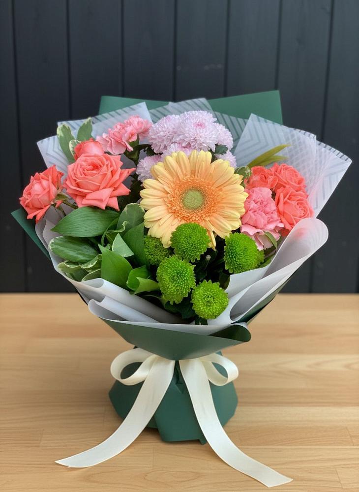 Букет цветов из: Гвоздики, Розы, Герберы и Хризантемы в Черемшан